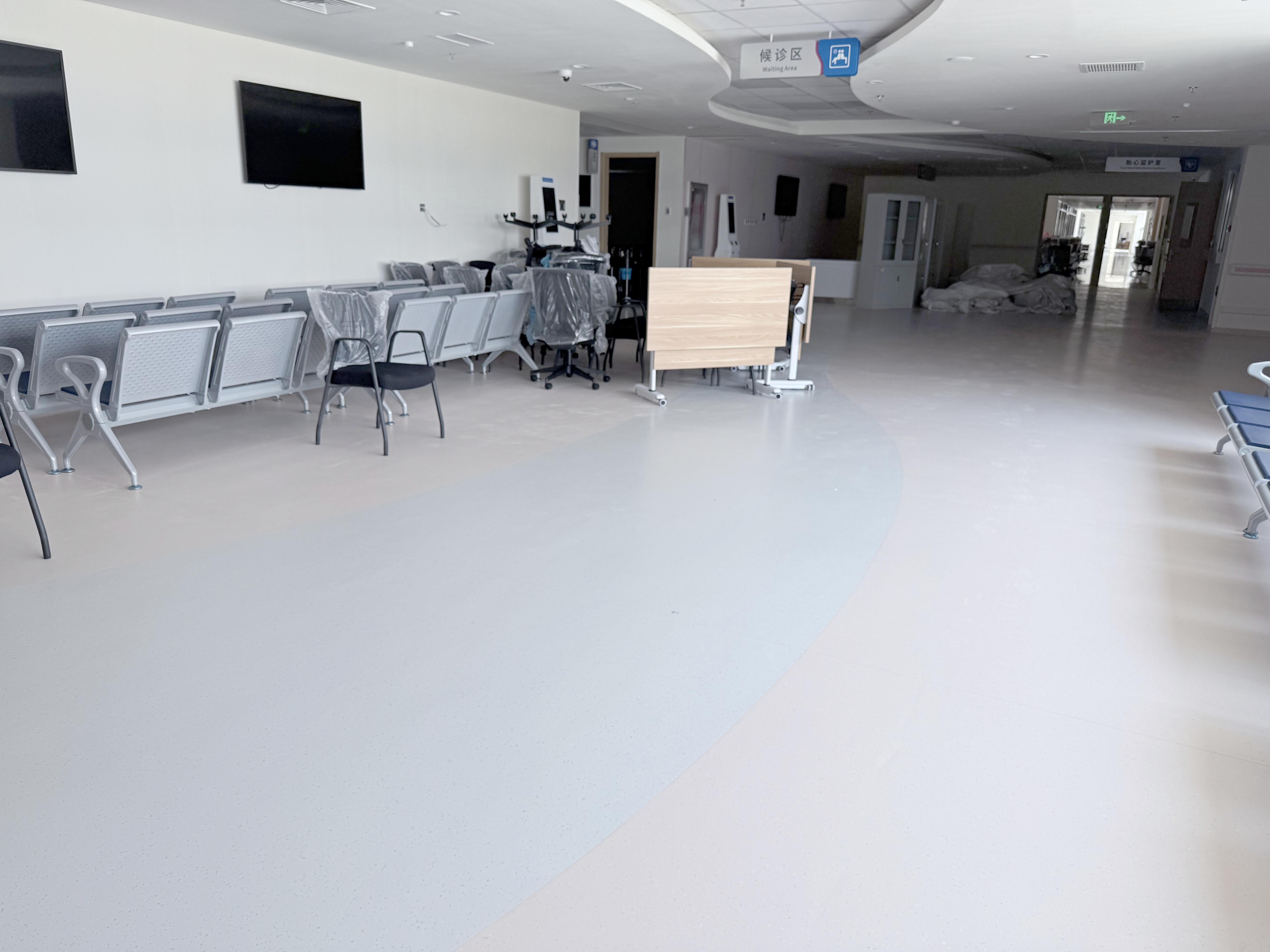 Medical Homogeneous Through-colour Flooring