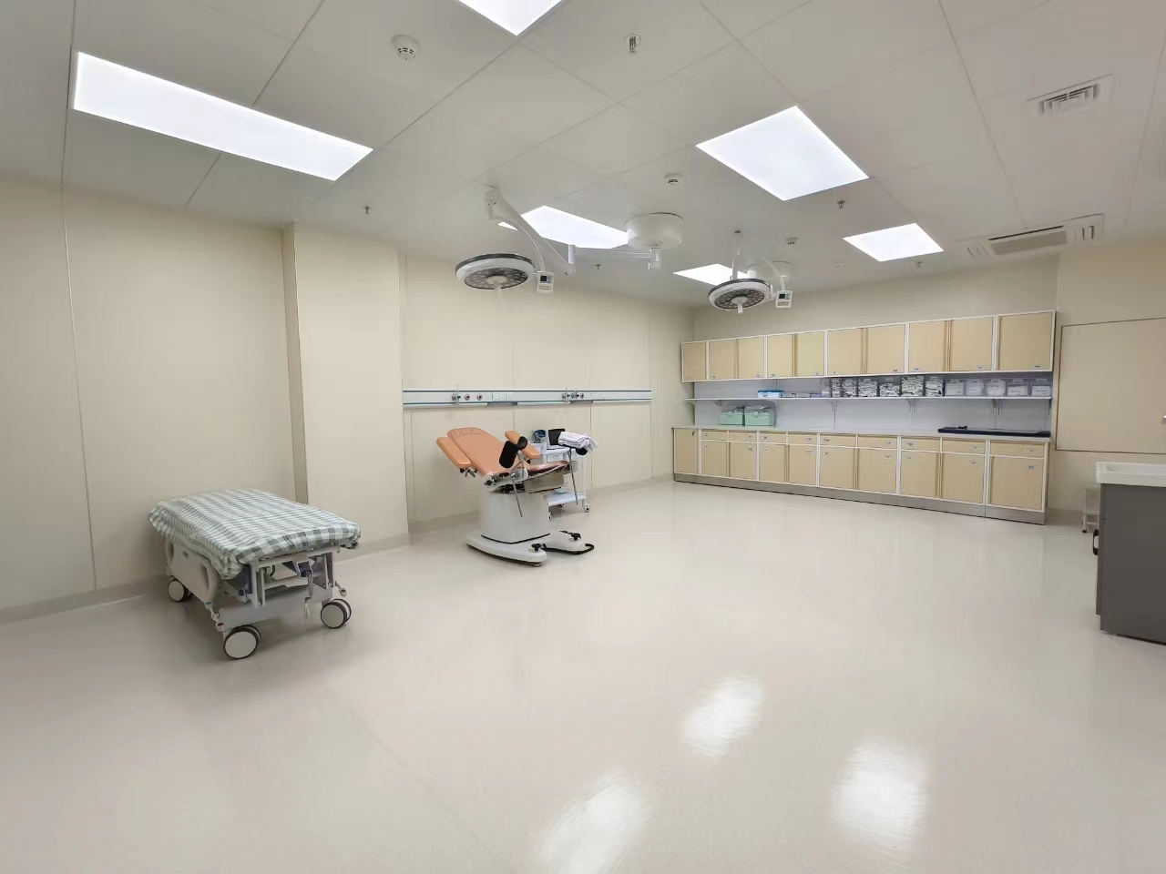 hospital PVC flooring