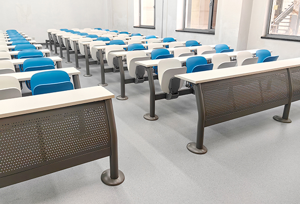 大巨龙同质透心地板